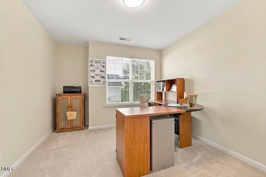 Office - 5011 Lady Of The Lake Drive, Raleigh, NC 27612