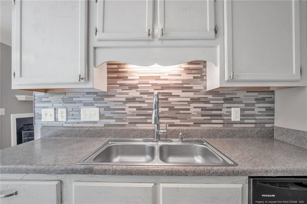 Photo 15 - 5543 HALLWOOD Drive, Hope Mills, NC 28348