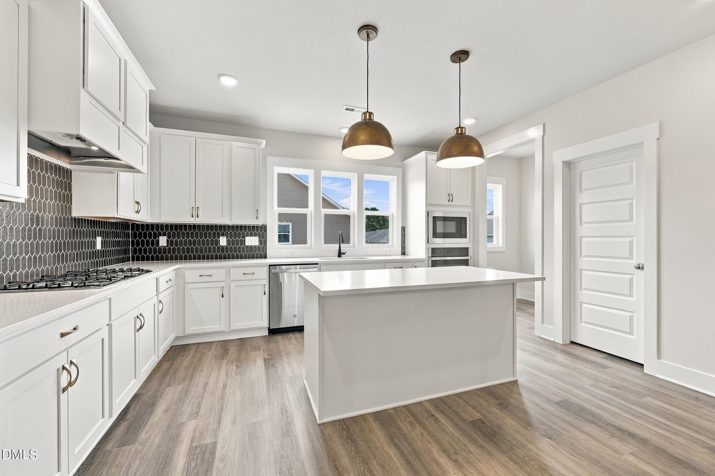 Gourmet Kitchen - 1132 Lamplighter Lot 414 Drive, Raleigh, NC 27604