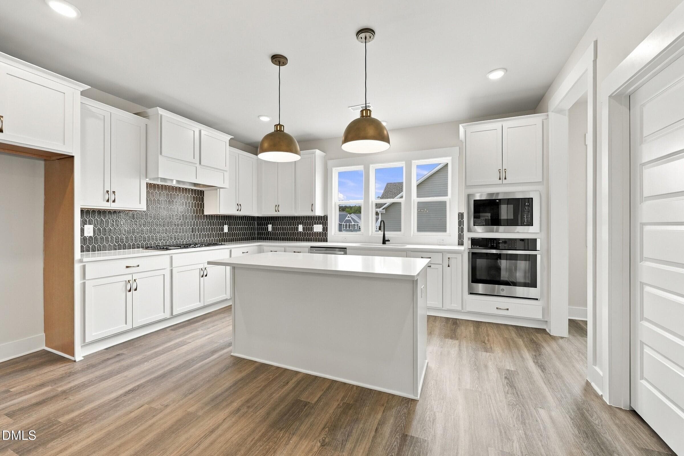 Gourmet Kitchen - 1132 Lamplighter Lot 414 Drive, Raleigh, NC 27604