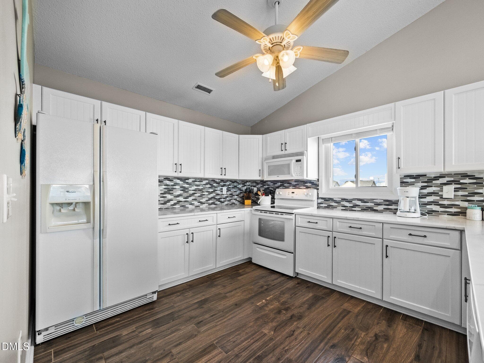 37-web-or-mls-P2240452 - 609 S Shore Drive, Surf City, NC 28445