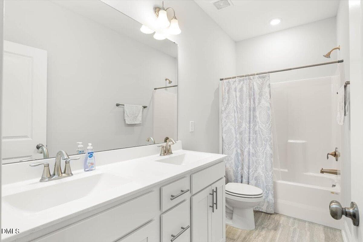 26-402 Rittenhouse-26 - 402 Rittenhouse Court, Fuquay Varina, NC 27526