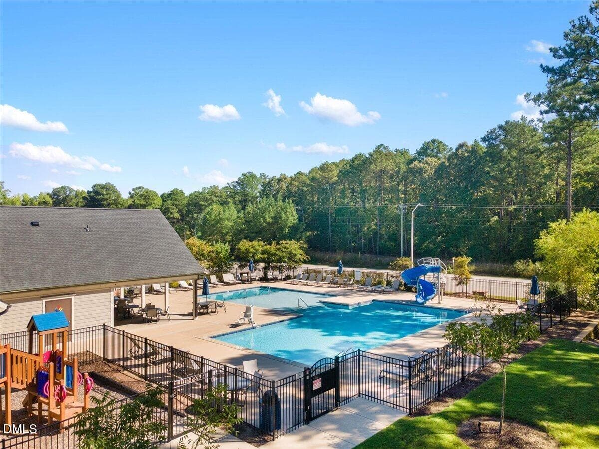 54-402 Rittenhouse-54 - 402 Rittenhouse Court, Fuquay Varina, NC 27526