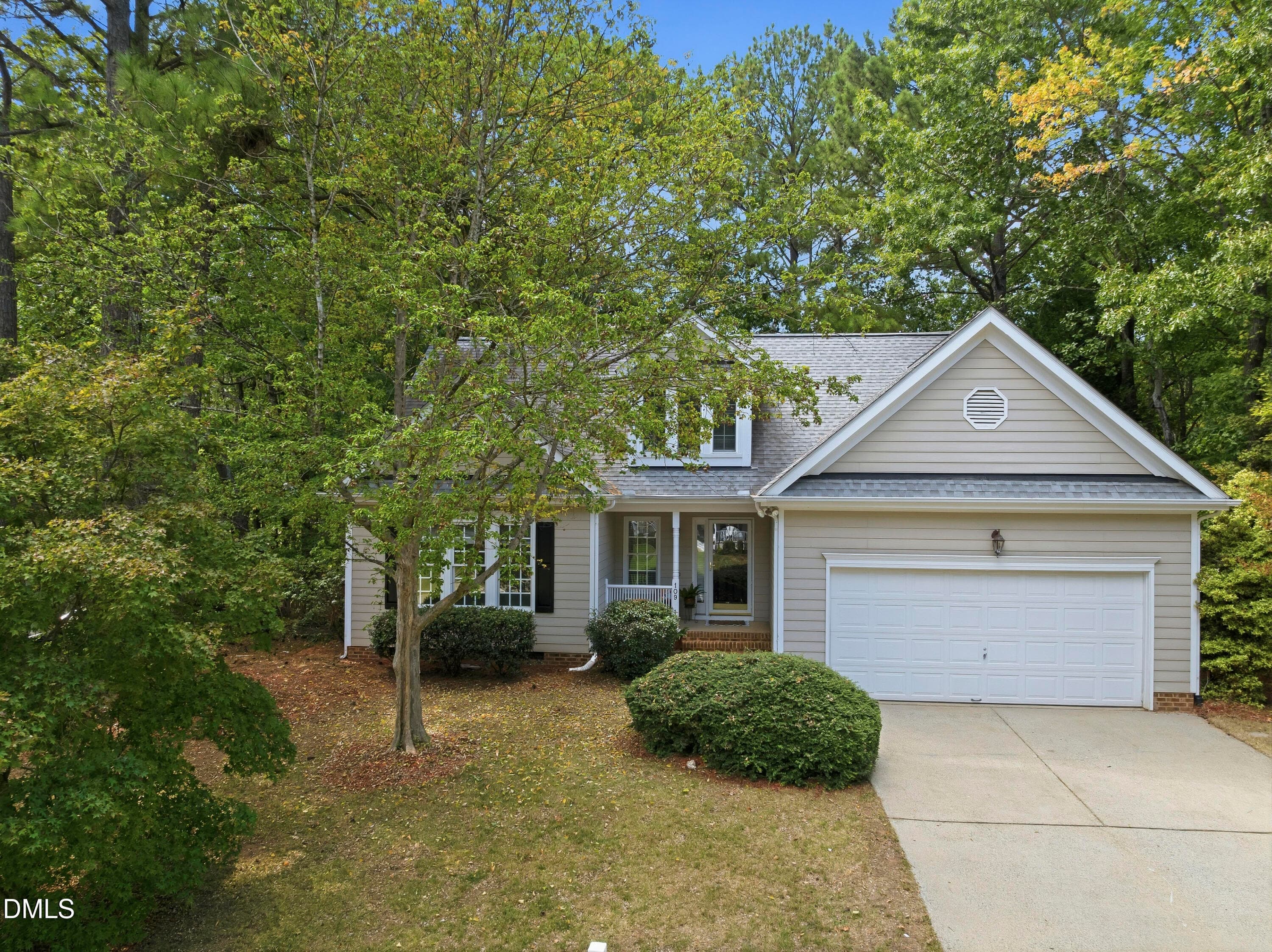 109 Bottle Neck Trail, Holly Springs, NC 27540