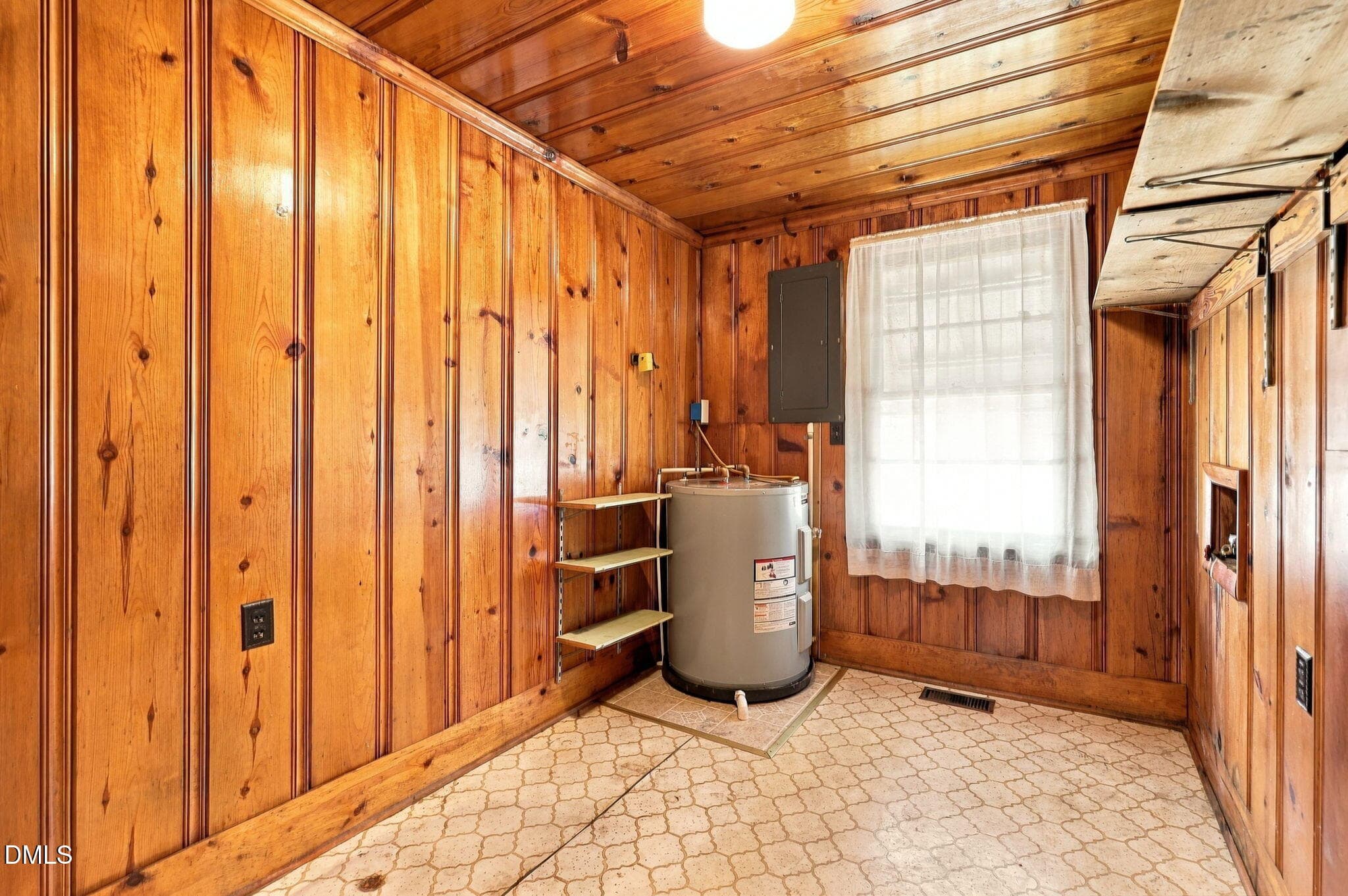 13-web-or-mls-IMG_1971 - 6909 Holly Springs Road, Raleigh, NC 27606