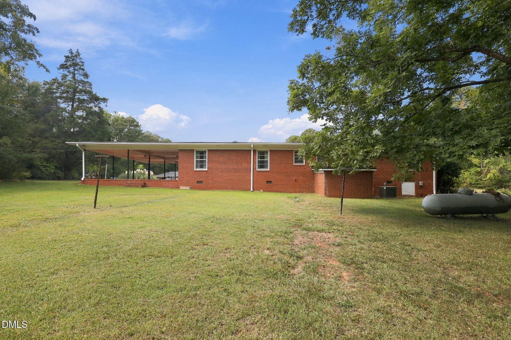 42-web-or-mls-IMG_2056_1 - 6909 Holly Springs Road, Raleigh, NC 27606