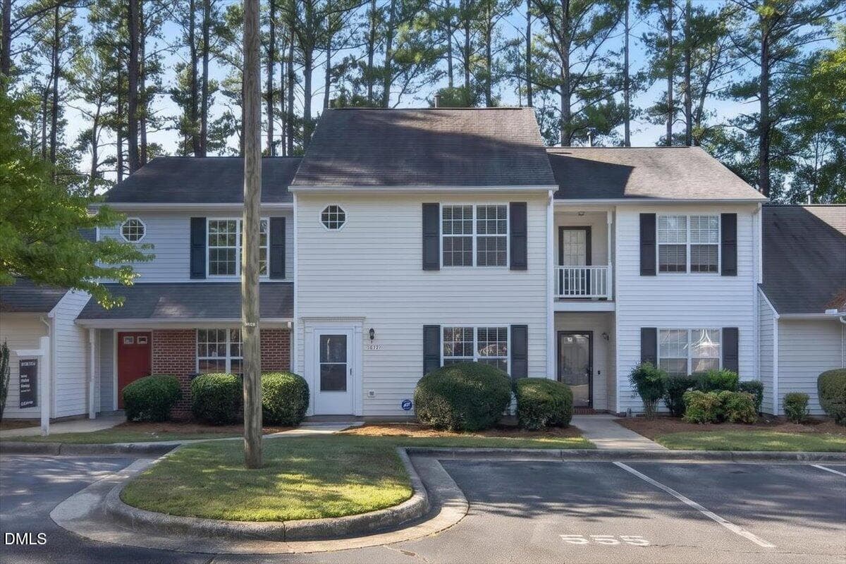 03-5553FieldcrossCtRaleigh_002 copy - 5553 Fieldcross Court, Raleigh, NC 27610