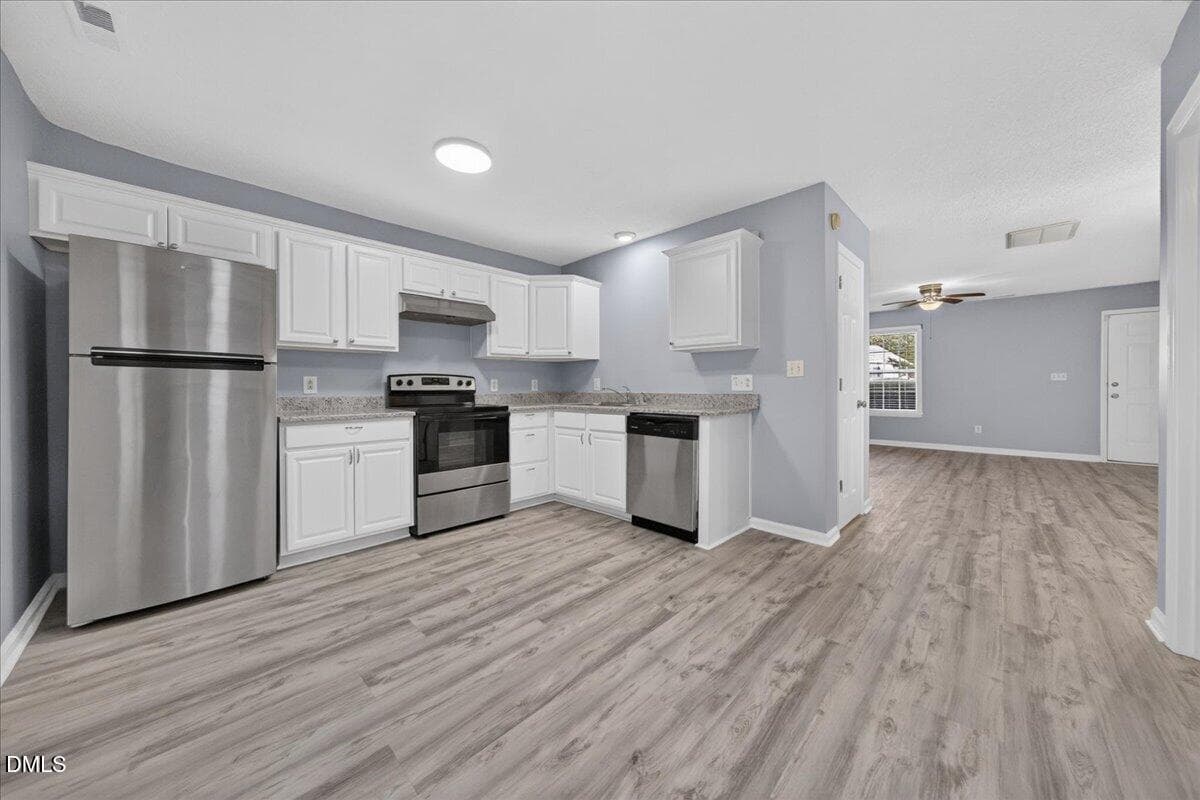 21-5553FieldcrossCtRaleigh_025 - 5553 Fieldcross Court, Raleigh, NC 27610