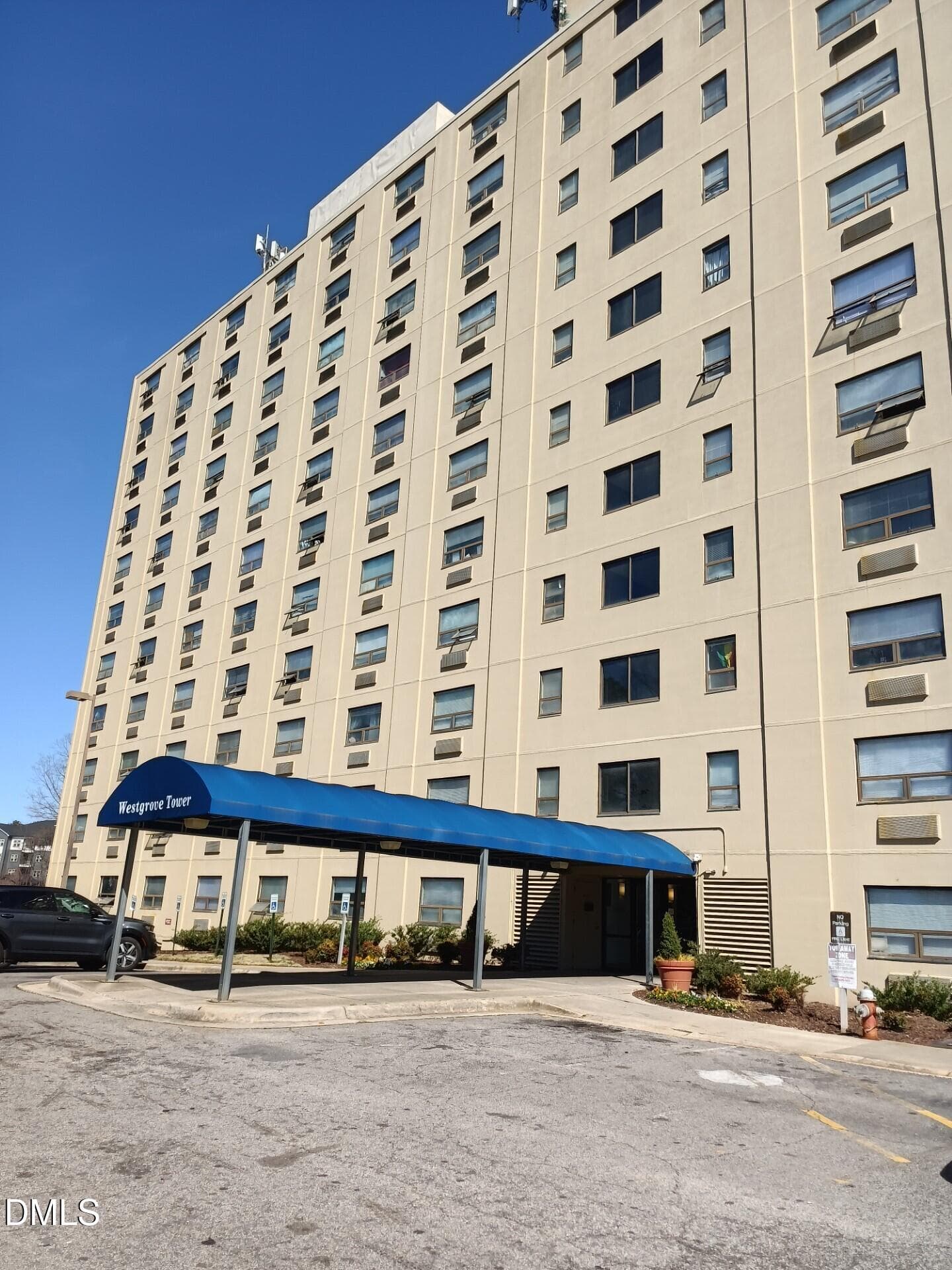 4700 Westgrove Street 516, Raleigh, NC 27606