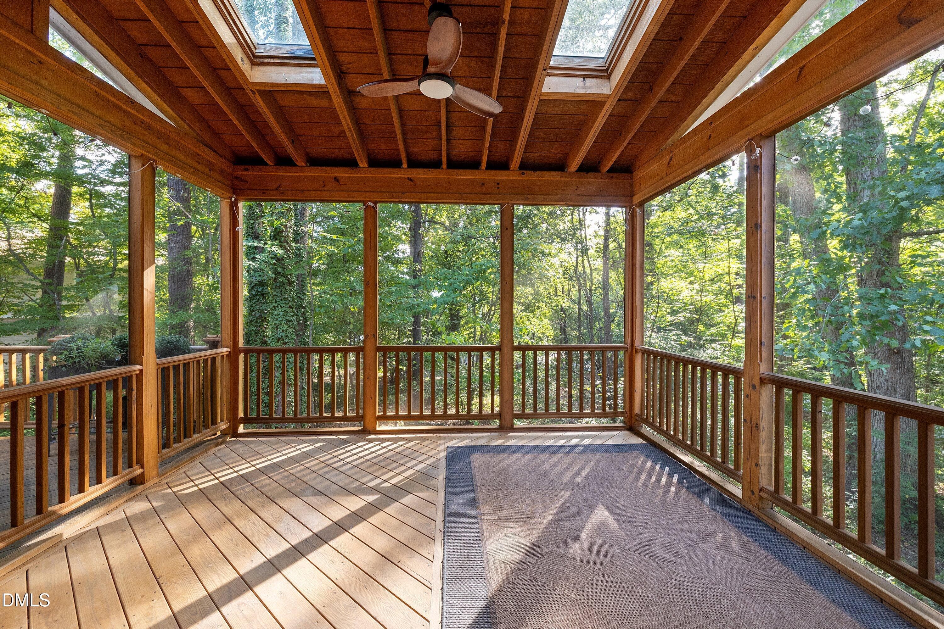 Screen porch - 103 Parkgrove Court, Cary, NC 27519