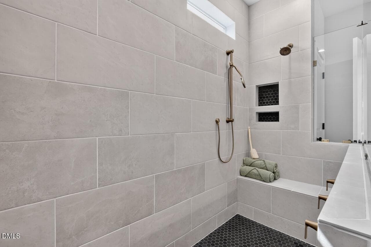 195-isabelle-valley-dr-new-homes-inc-033 - 239 Isabelle Valley Drive, Zebulon, NC 27597