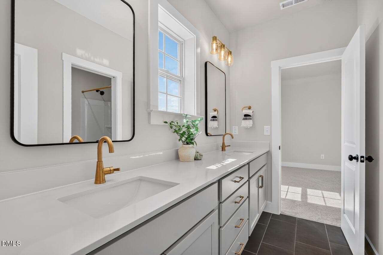 195-isabelle-valley-dr-new-homes-inc-044 - 239 Isabelle Valley Drive, Zebulon, NC 27597
