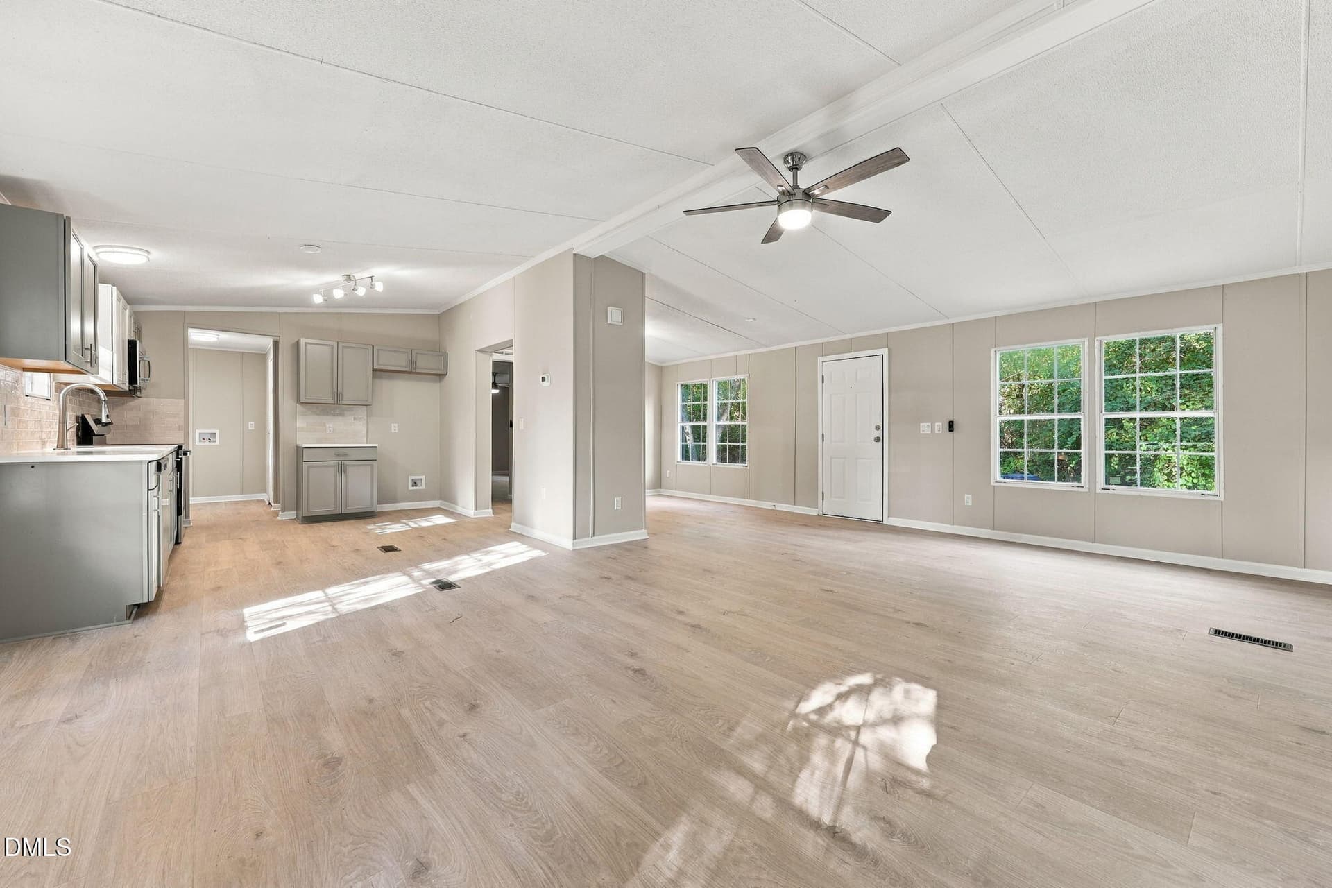 6-web-or-mls-IMG_9336 - 302 Vass Road, Spring Lake, NC 28390
