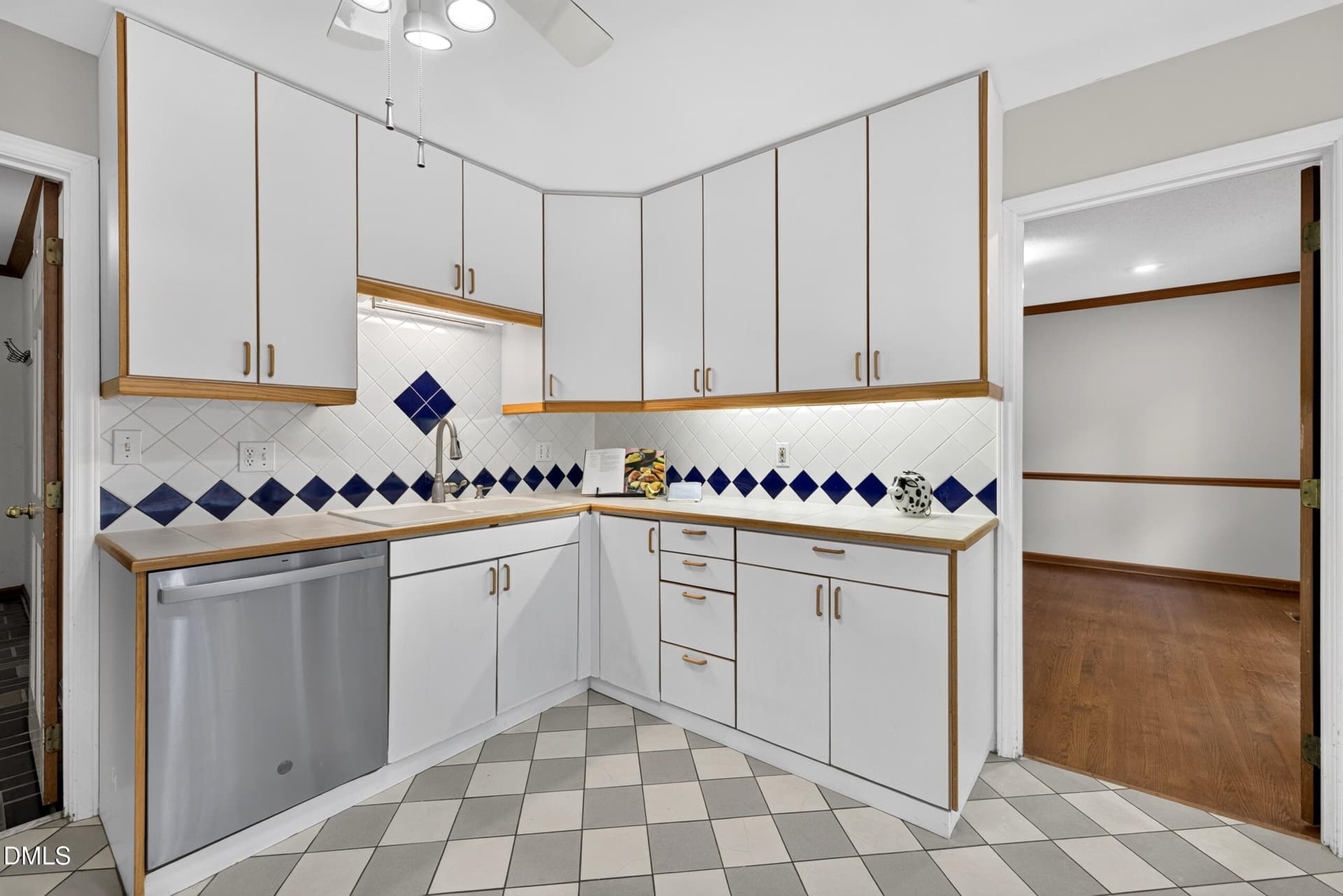 Kitchen - 107 Whitehall Way, Cary, NC 27511