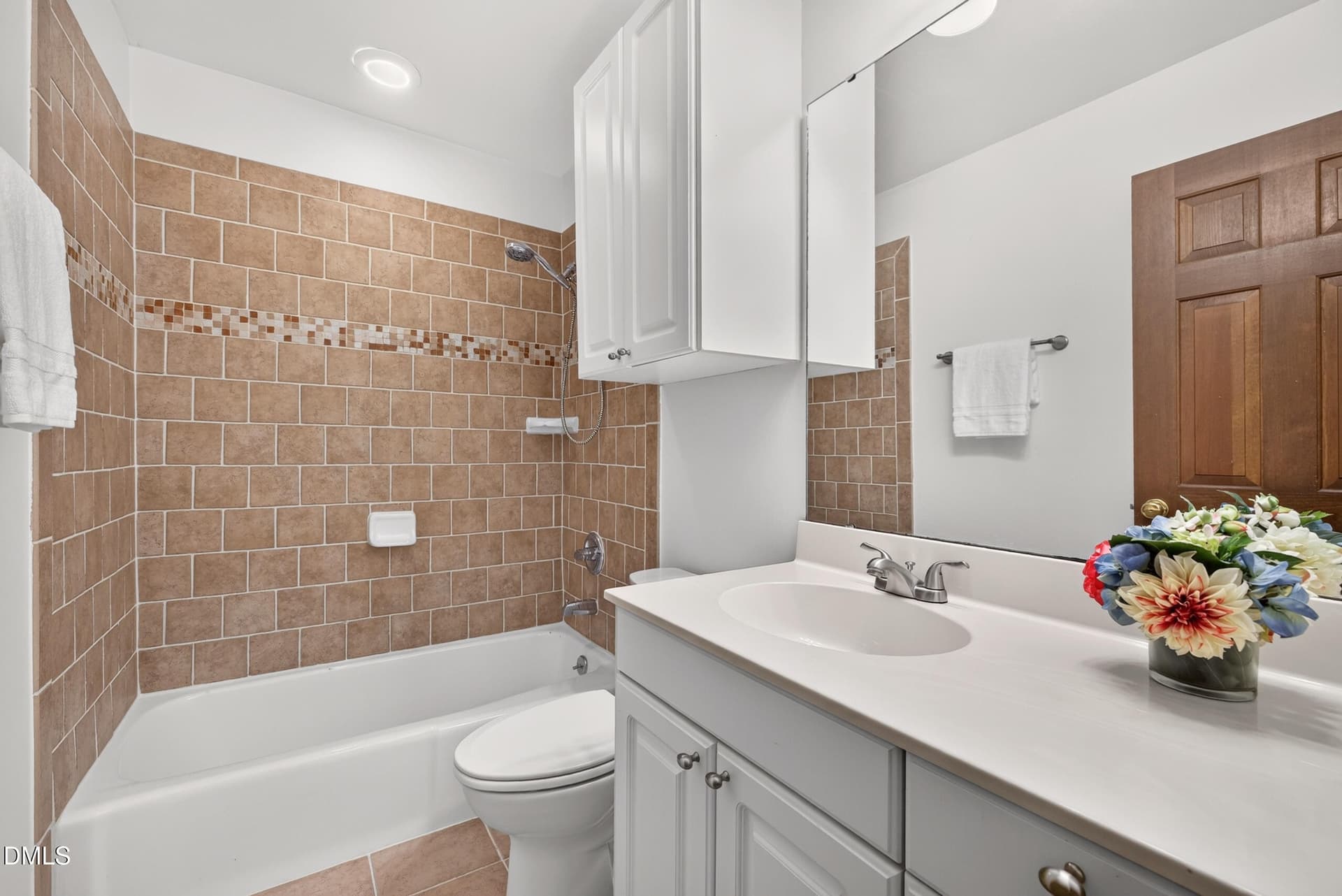 Main Floor Secondary Bath - 107 Whitehall Way, Cary, NC 27511