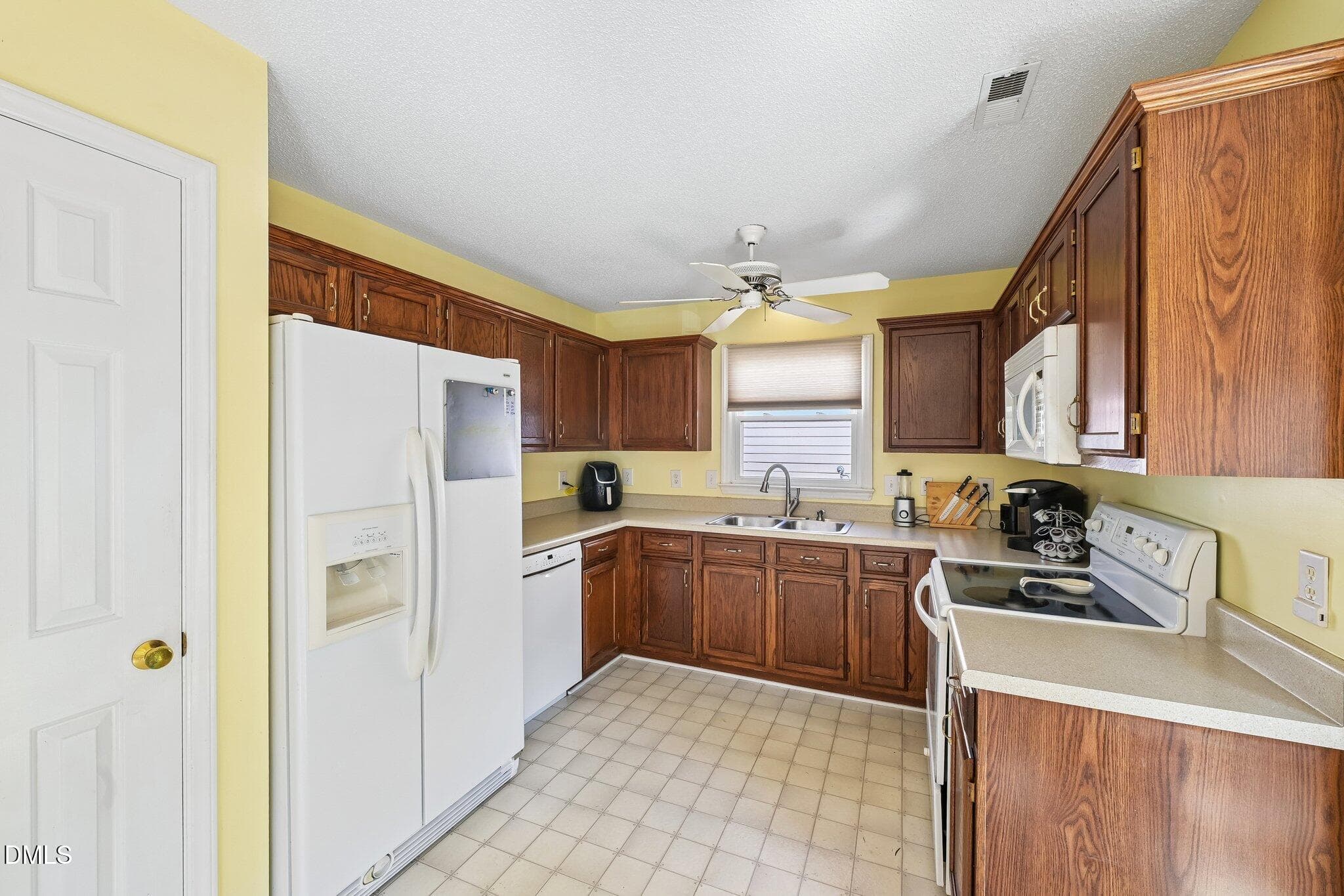 15-web-or-mls-Kronos Ln-S0110-015 - 115 Kronos Lane, Cary, NC 27513