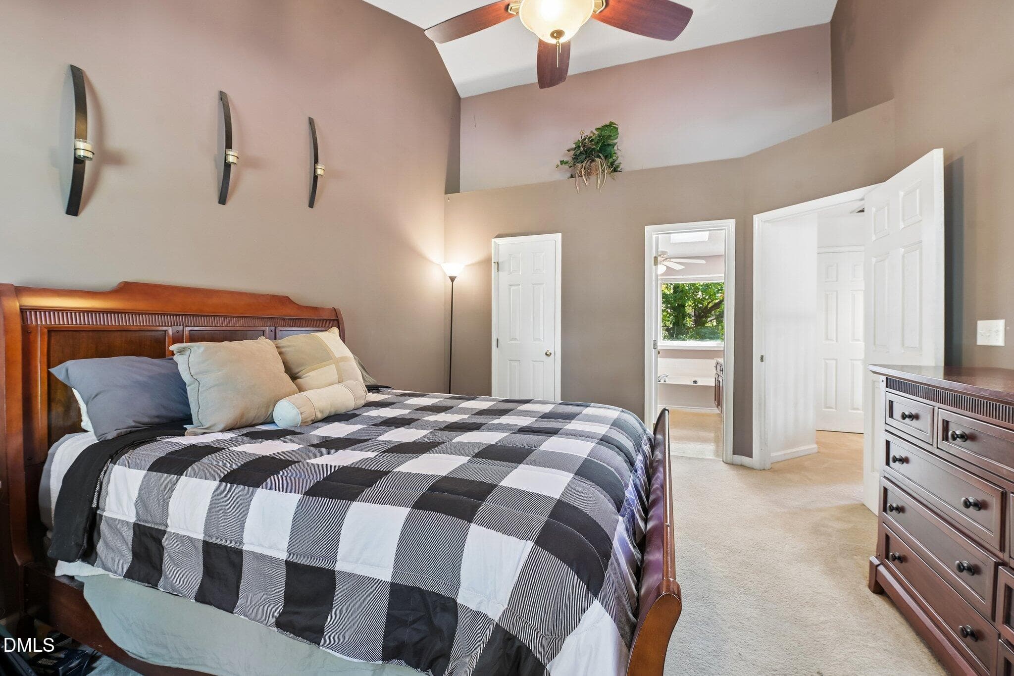 25-web-or-mls-Kronos Ln-S0110-025 - 115 Kronos Lane, Cary, NC 27513