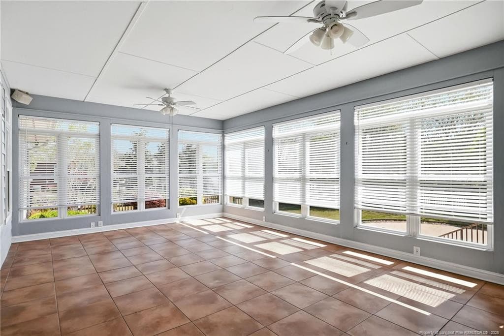 Photo 10 - 1302 Oakridge Boulevard, Lumberton, NC 28358