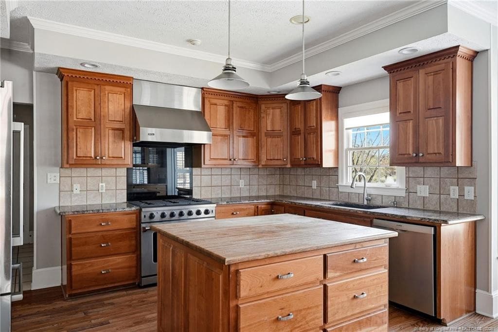 Photo 18 - 1302 Oakridge Boulevard, Lumberton, NC 28358