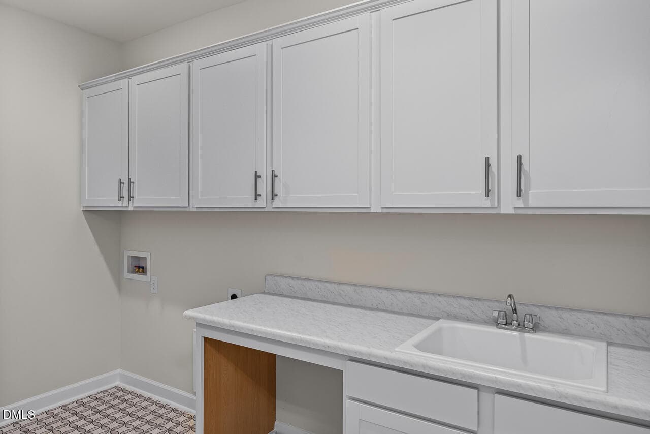 snm-067-mls-24 - 559 Whinfield Place, Aberdeen, NC 28315