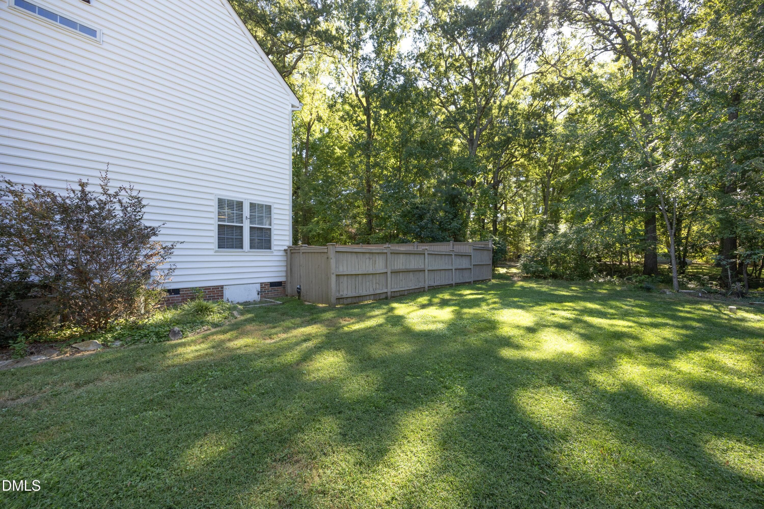 39SideYard - 103 Rocky Point, Carrboro, NC 27510, Carrboro