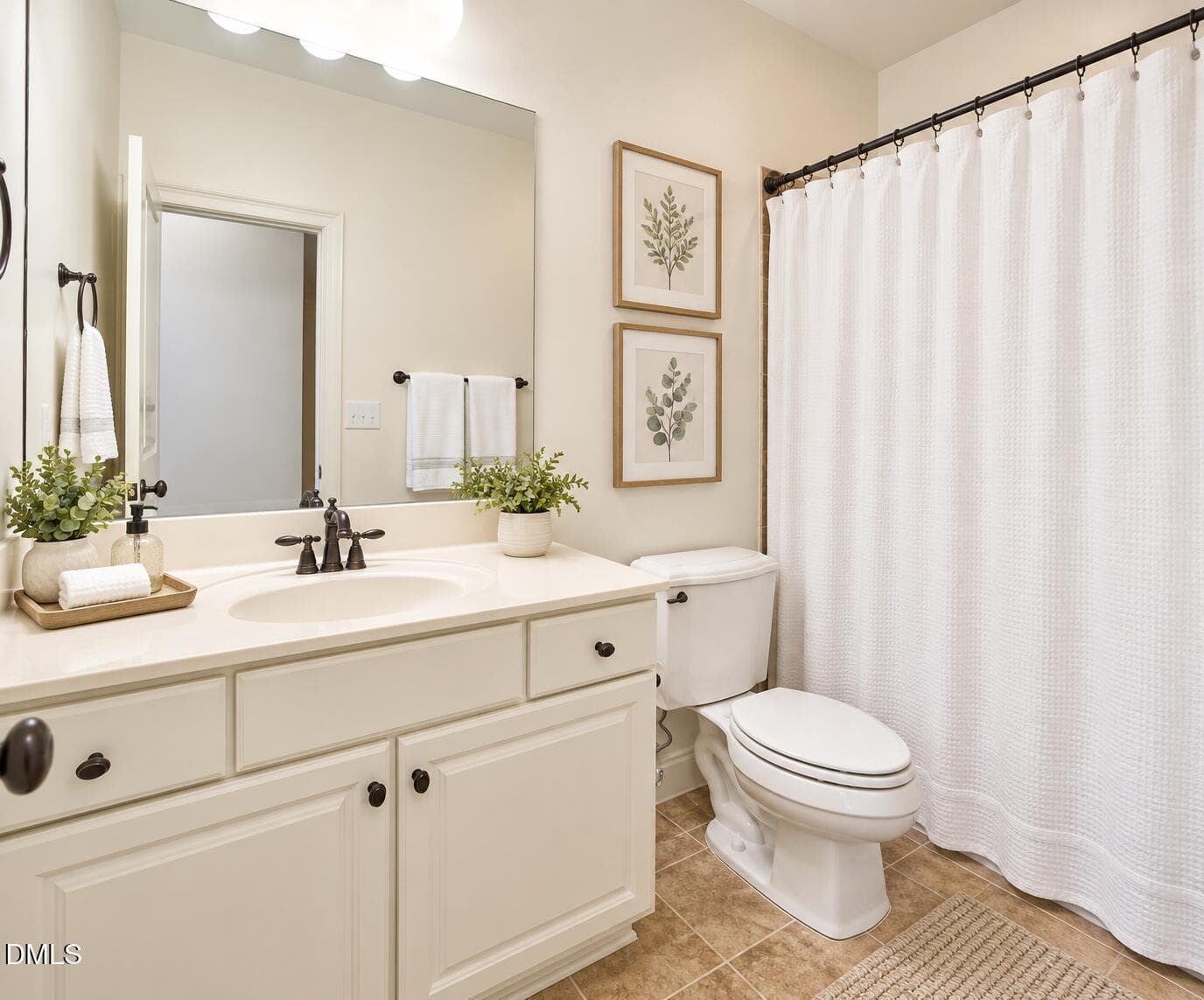 guest bath - 713 Mordecai Towne Place, Raleigh, NC 27604