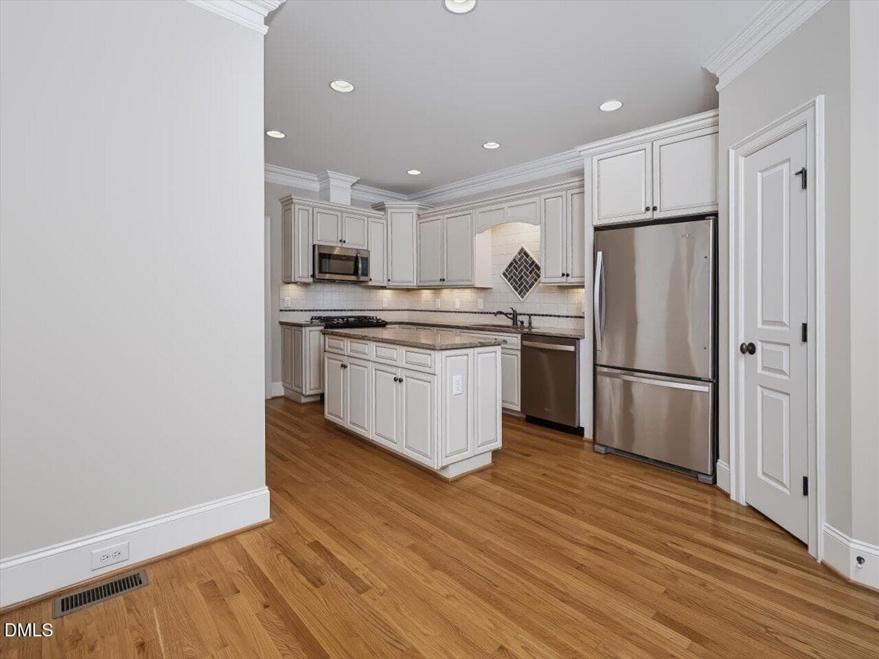39-Informal Dining - 815 Running Brook Trail, Raleigh, NC 27609