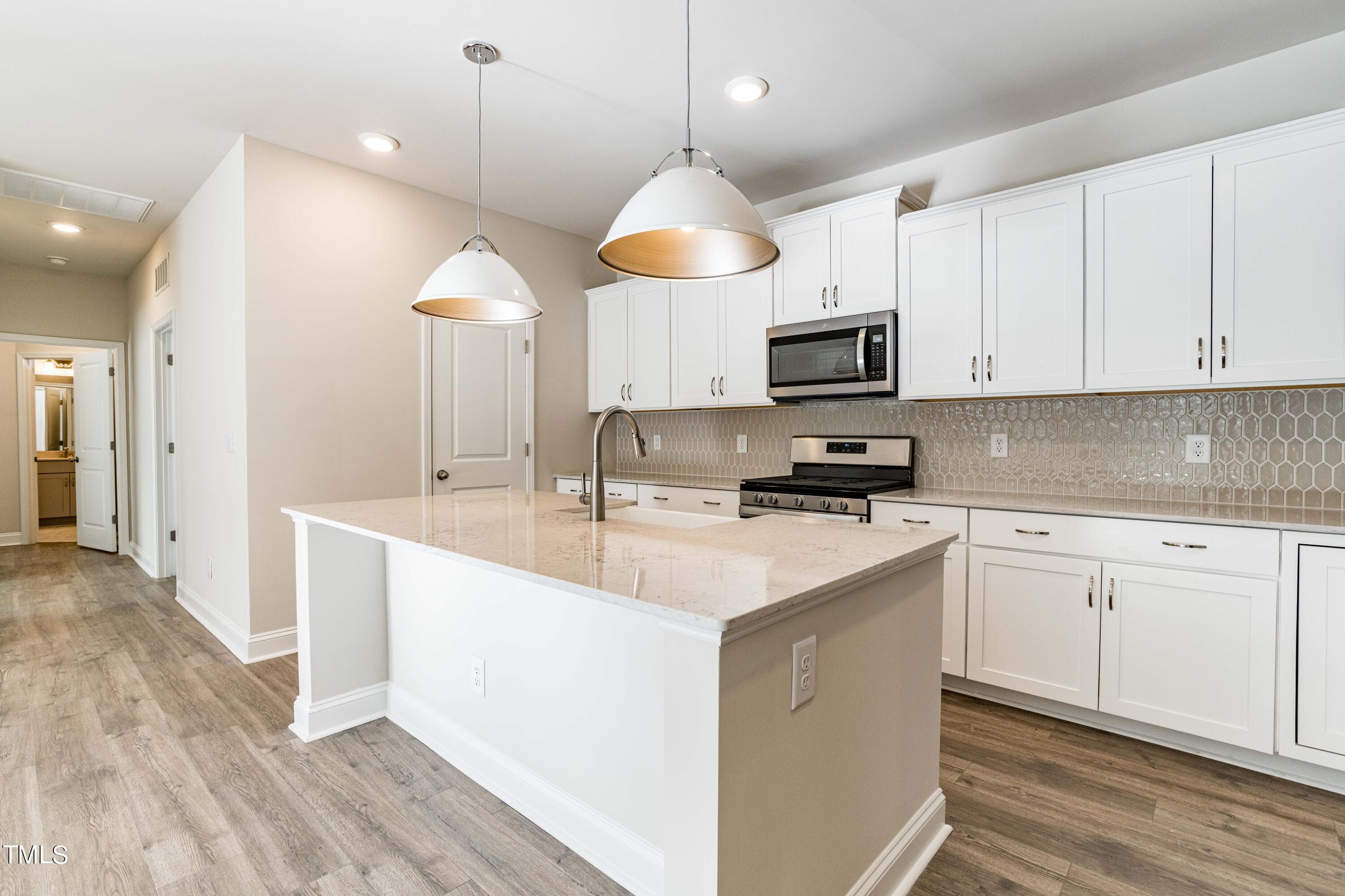 DSC02408 - 1900 Pinecliff Court, Fuquay Varina, NC 27526