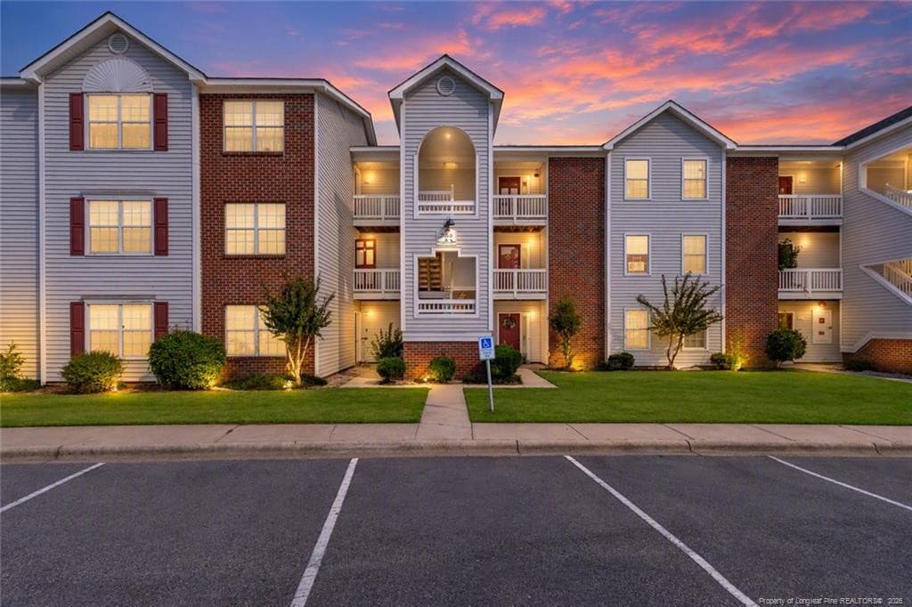 283 Waterdown Drive 6, Fayetteville, NC 28314