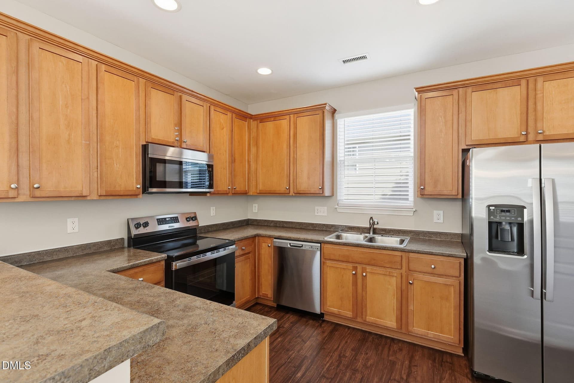 008 - 1912 Pear Tree Lane, Durham, NC 27703