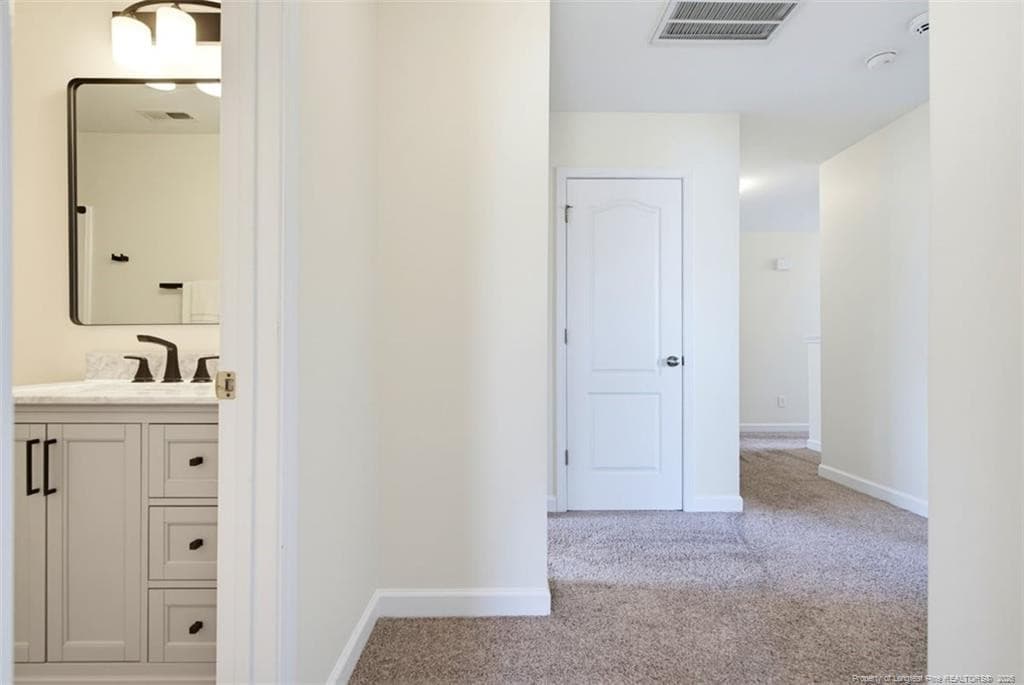 Upstairs bath - 145 Fountain Grove Drive, Raeford, NC 28376