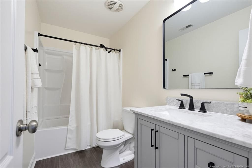 Upstairs bath - 145 Fountain Grove Drive, Raeford, NC 28376
