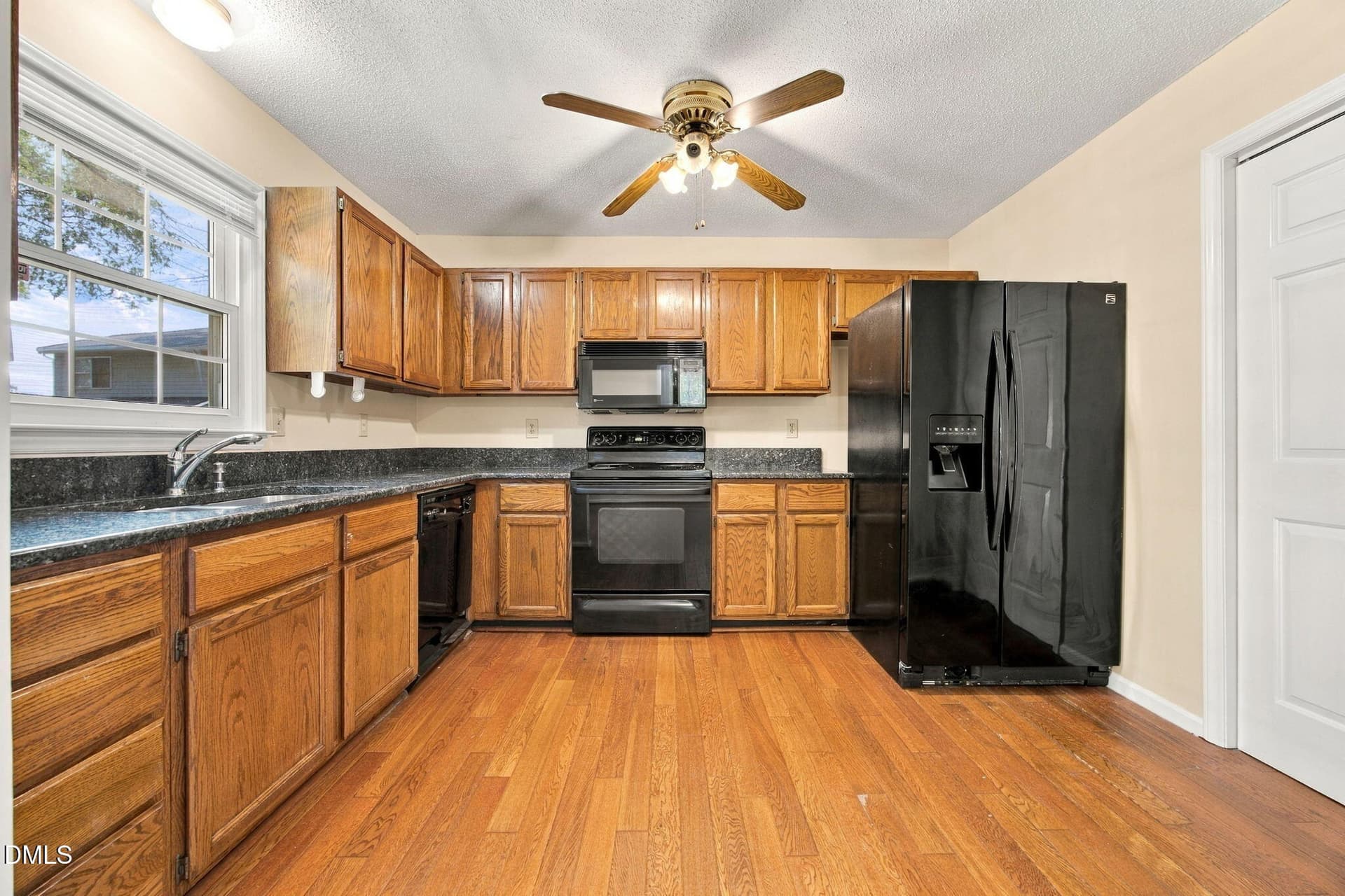 23-web-or-mls-IMG_7180_Edit - 2914 Pinetree Court, Durham, NC 27705