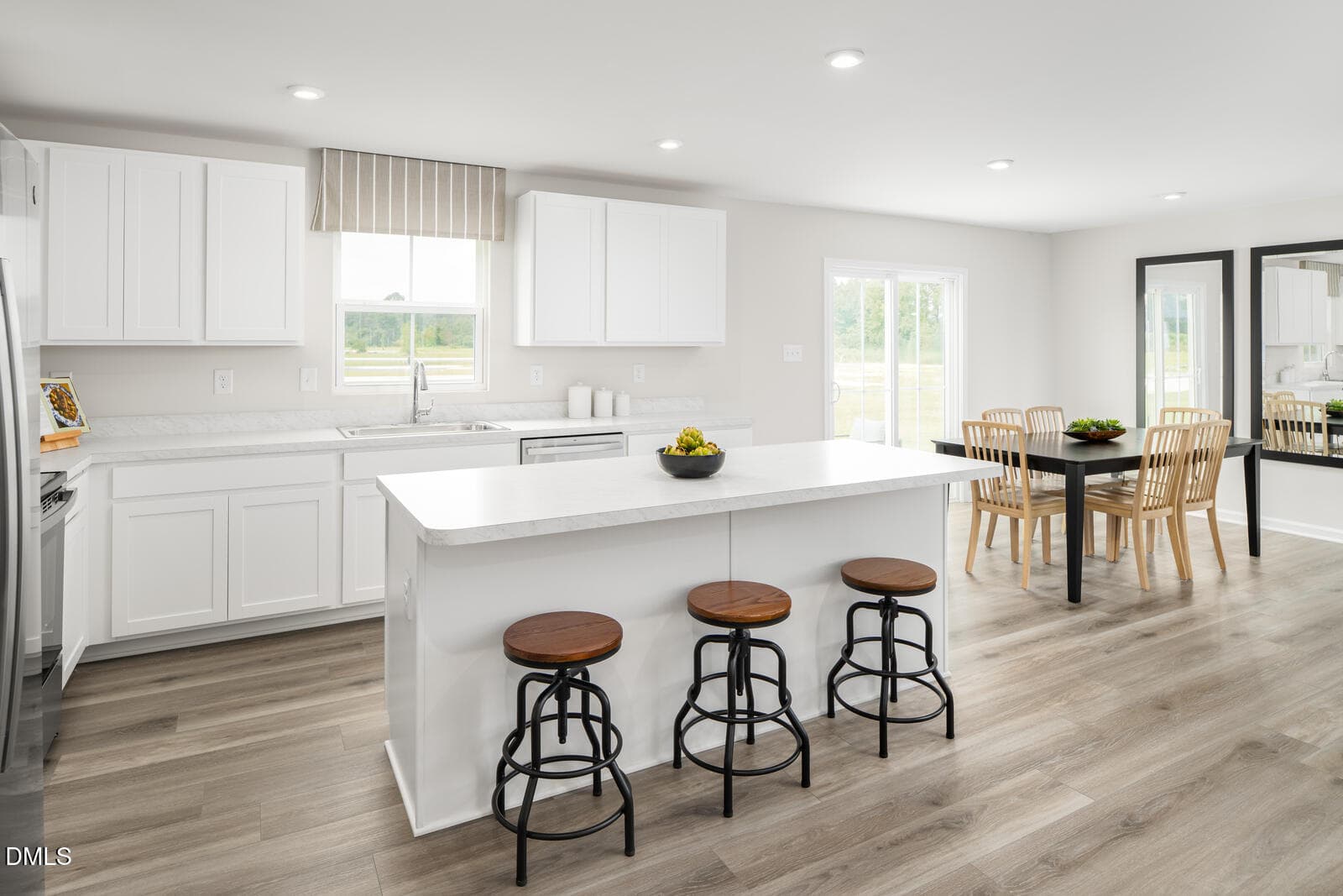 5 kitchen(1) - 61 Day Song Court, Lillington, NC 27546