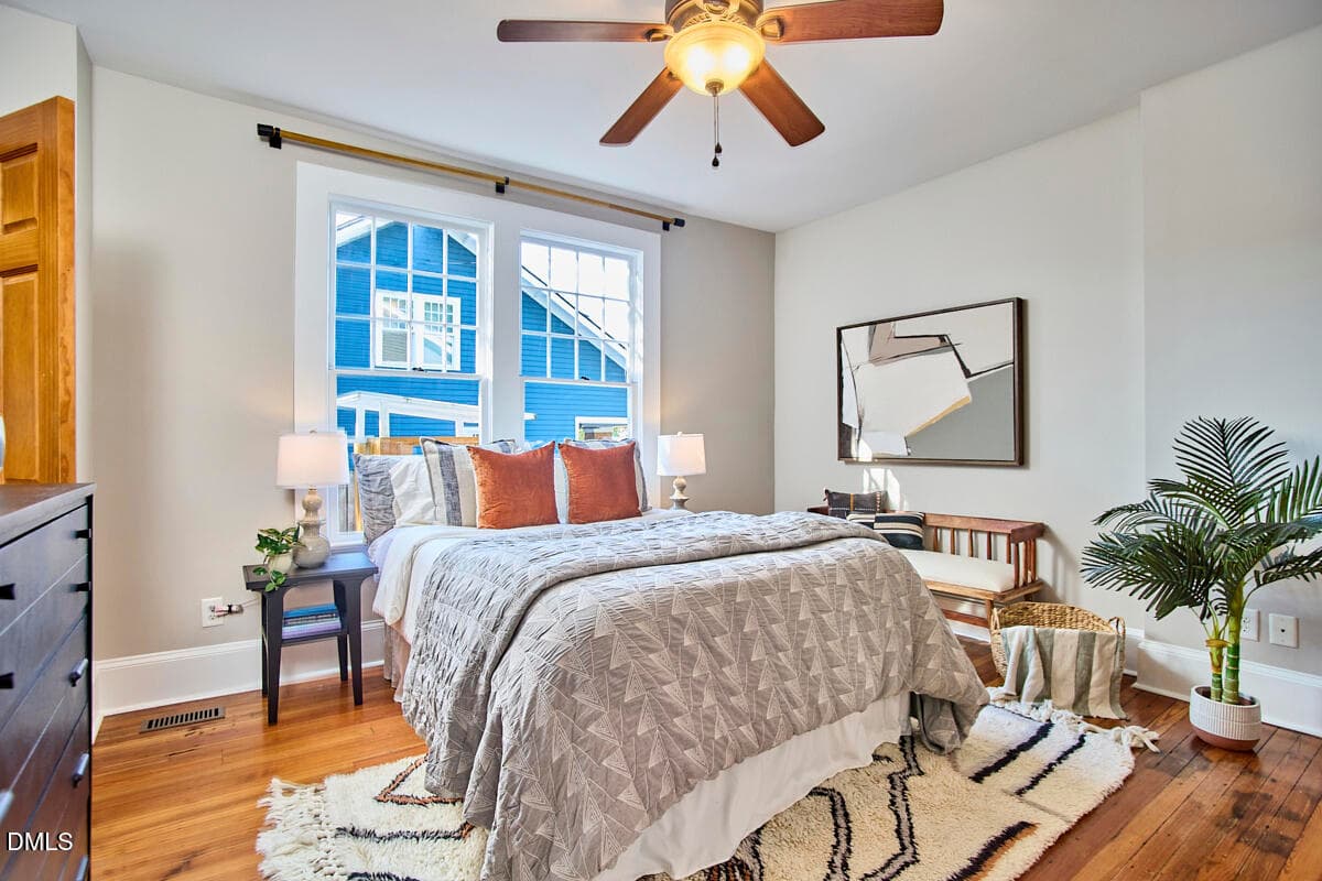 032 - 1008 Franklin Street, Durham, NC 27701