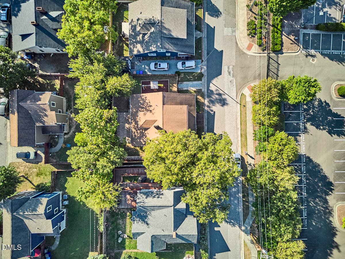 091 - 1008 Franklin Street, Durham, NC 27701