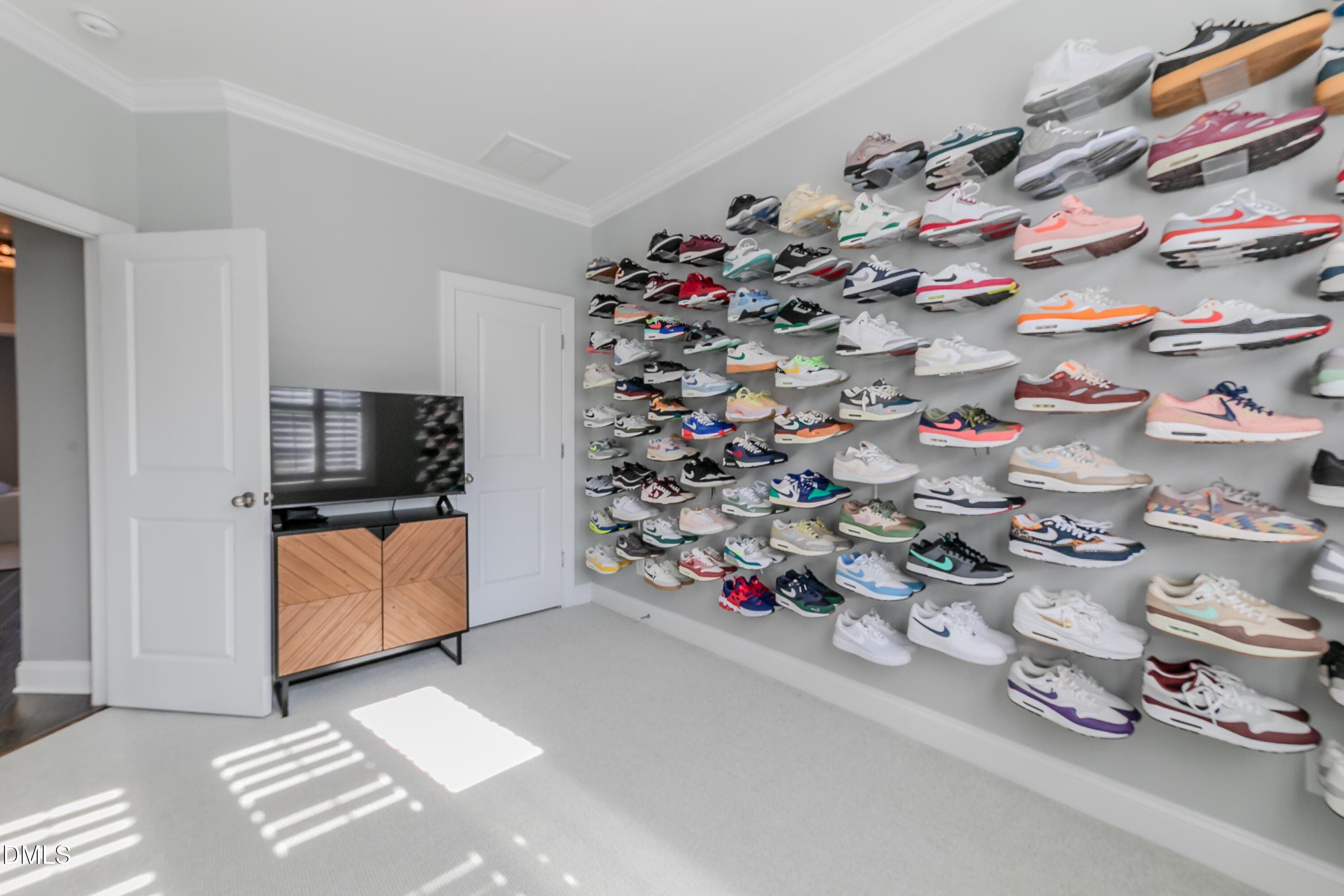 2E6A0192 - 3608 Rolston Drive, Raleigh, NC 27609