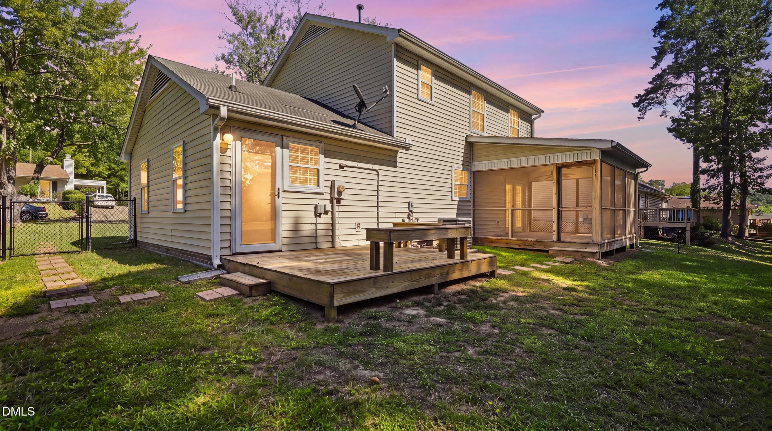 42__dsc4927_reedit_bf0f4cdc_twilight_ac3 - 210 Reynolds Avenue N, Durham, NC 27707