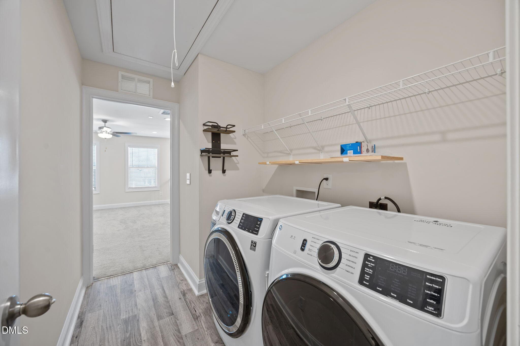 Laundry - 504 Henham Way, Zebulon, NC 27597, Zebulon