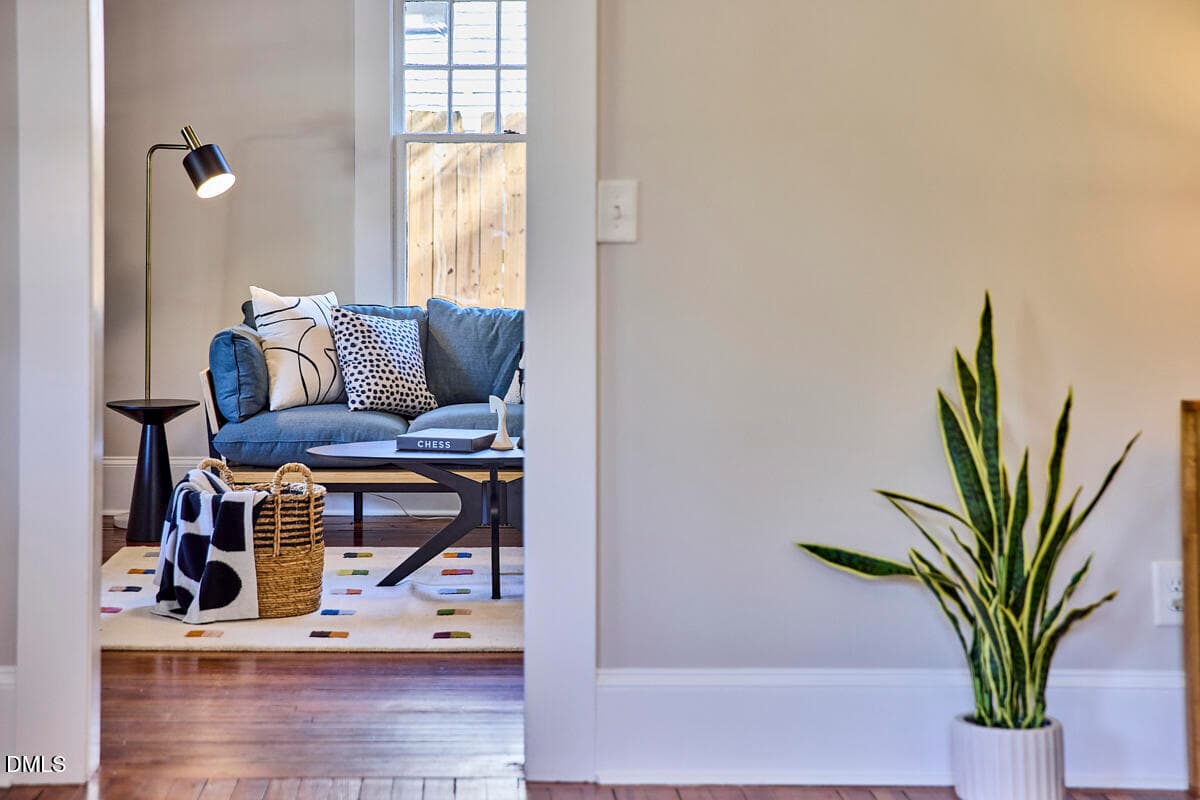 054 - 1008 Franklin Street, Durham, NC 27701