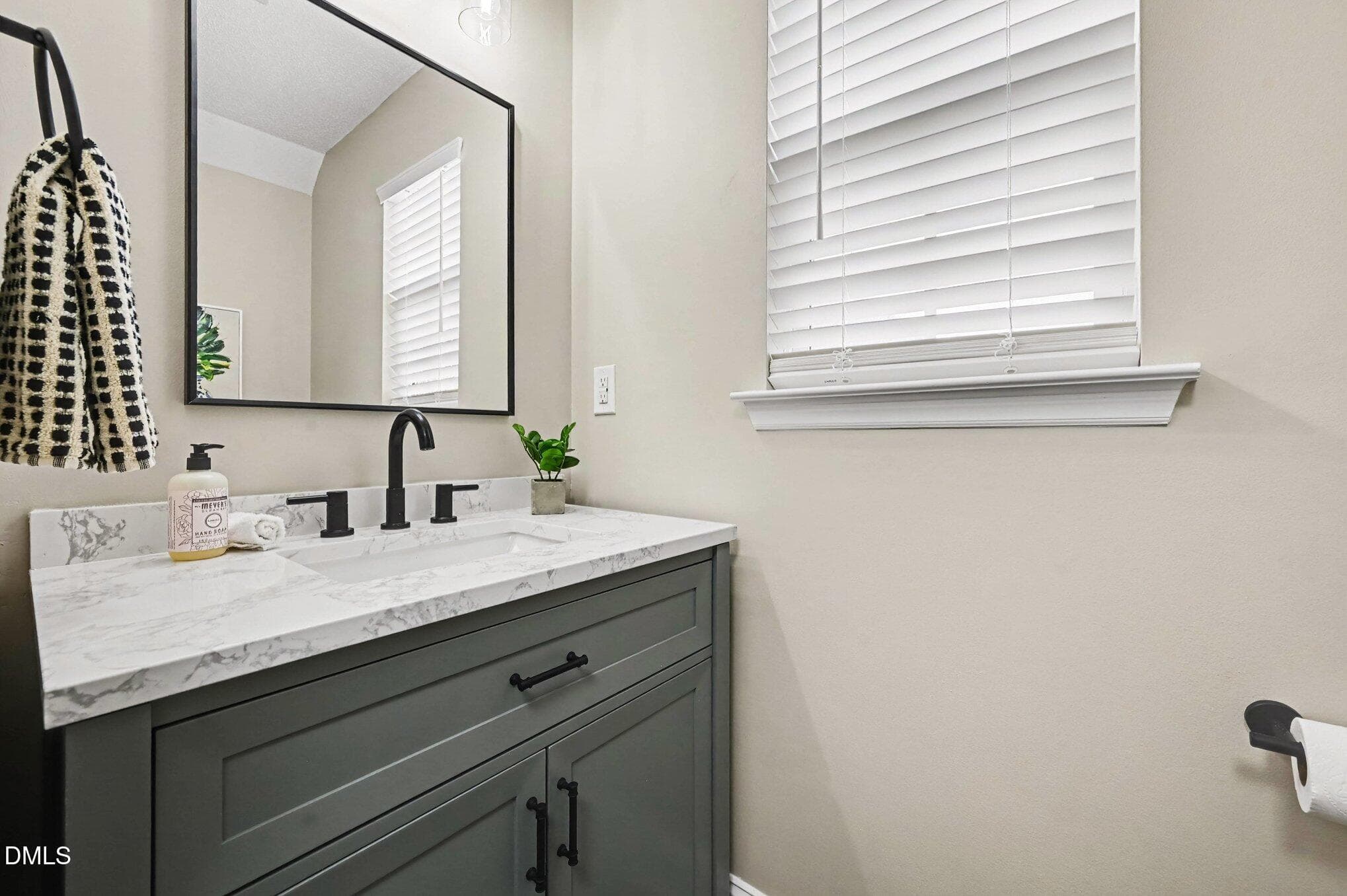 016_file_6099 - 2336 Huron Street, Durham, NC 27707