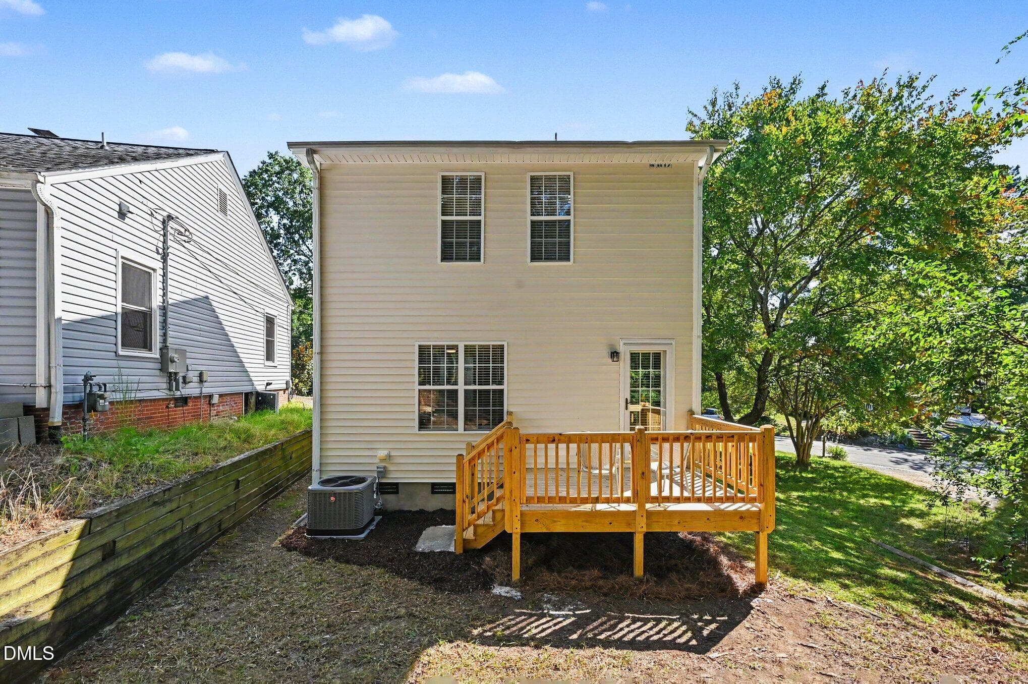 028_file_8354 - 2336 Huron Street, Durham, NC 27707