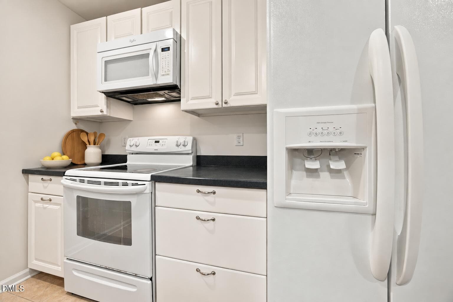 Crisp White Cabinets - 74 Forest Oaks Drive, Durham, NC 27705
