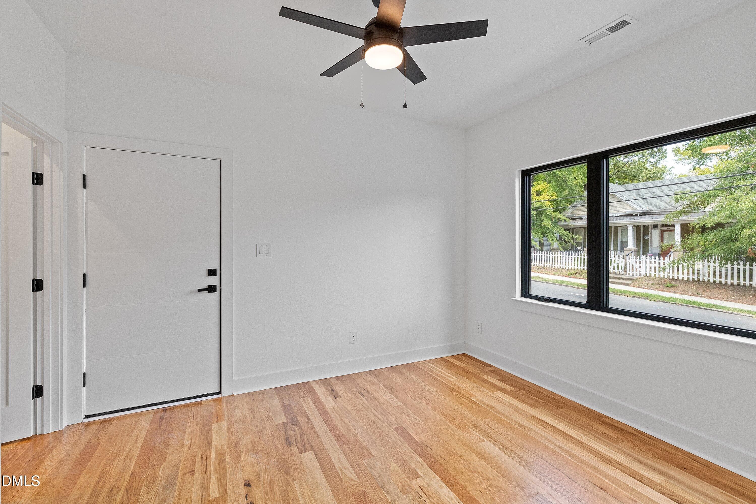 GUEST SUITE - 805 N Roxboro Street, Durham, NC 27701
