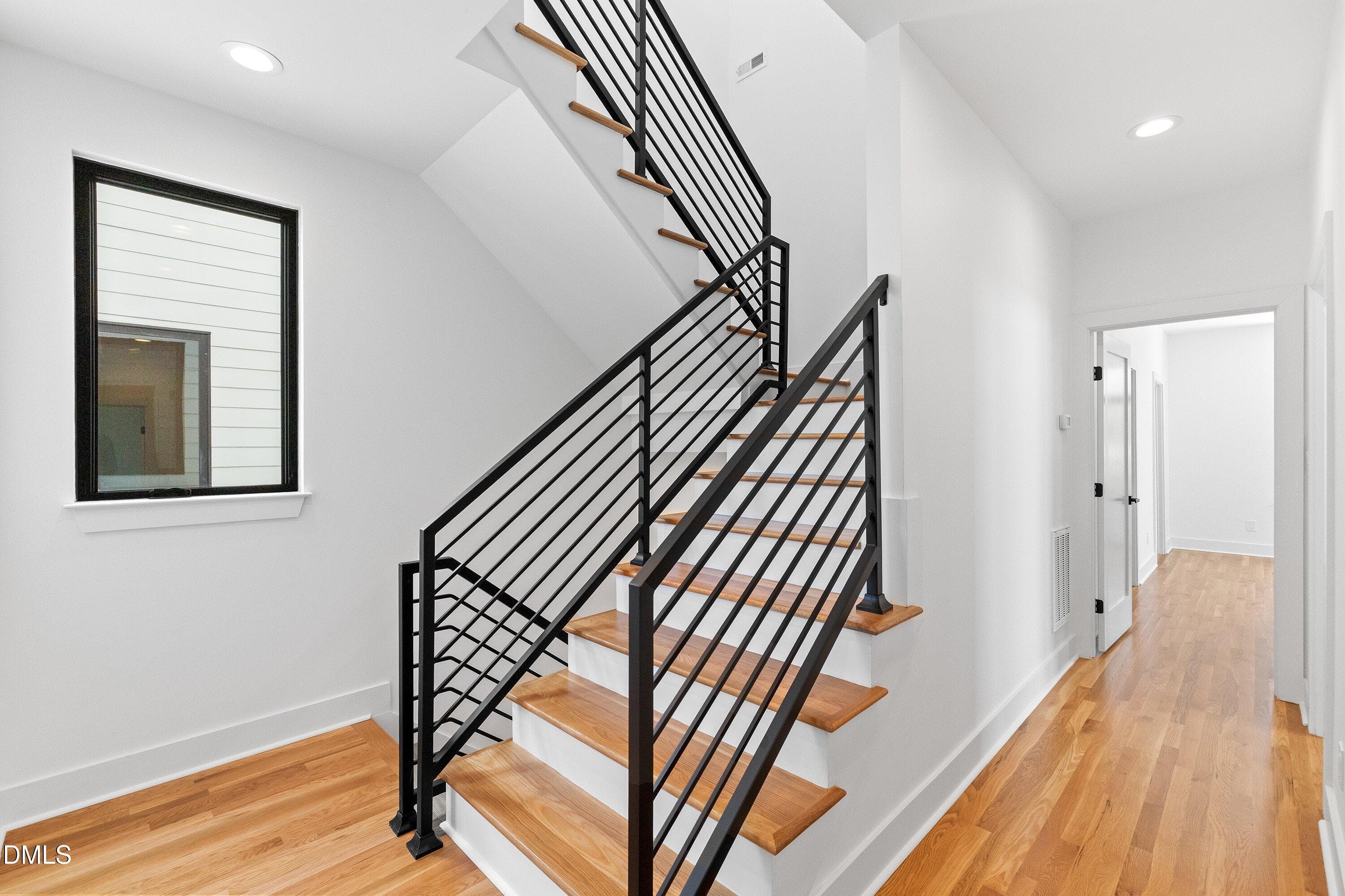 3RD FLOOR HALLWAY - 805 N Roxboro Street, Durham, NC 27701