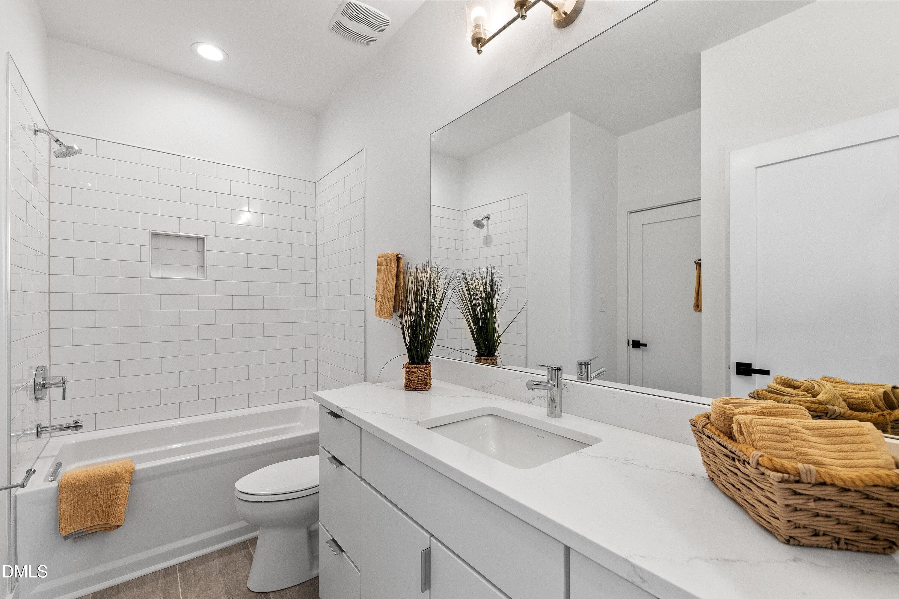 HALL BATH - 805 N Roxboro Street, Durham, NC 27701