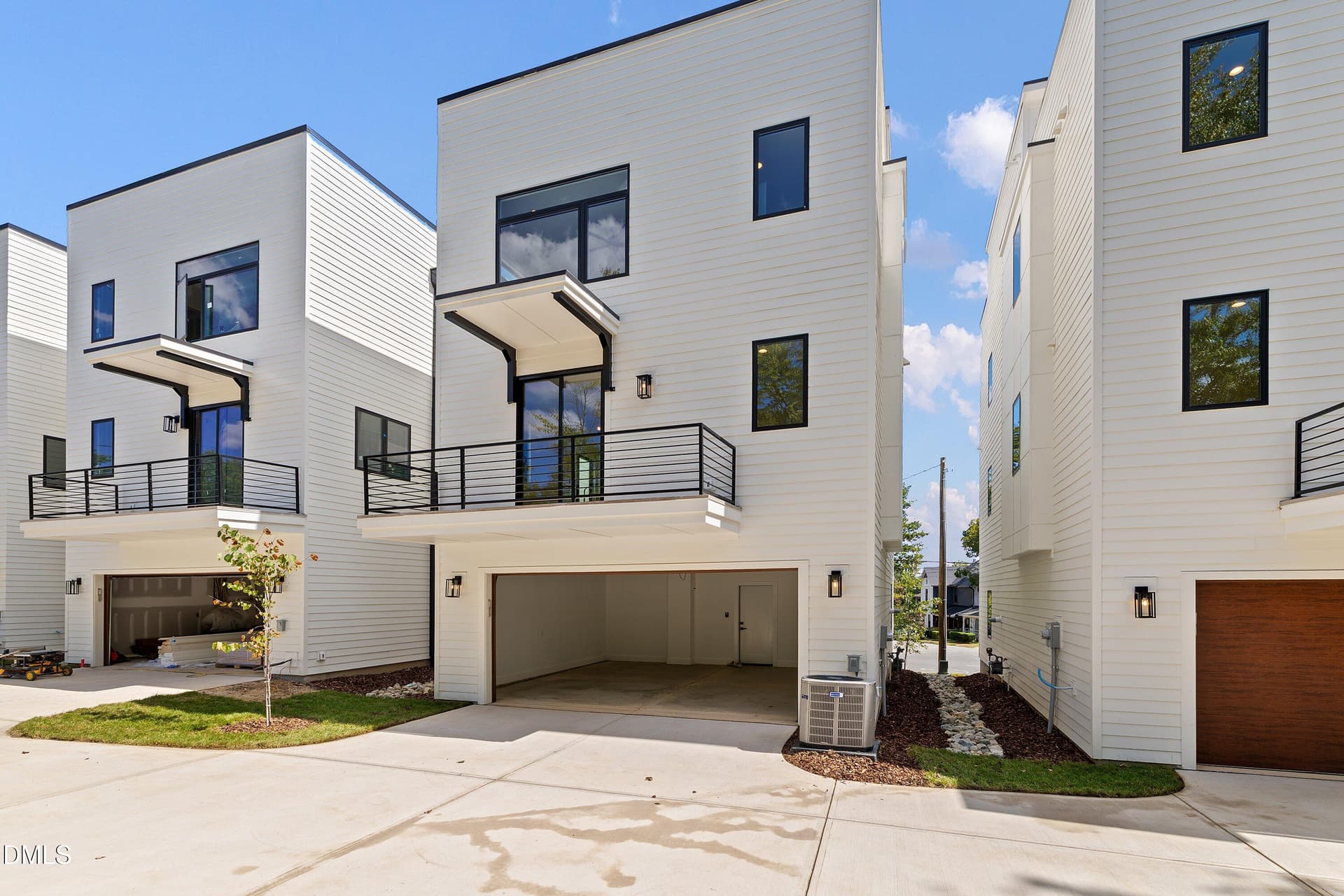 GARAGE - 805 N Roxboro Street, Durham, NC 27701