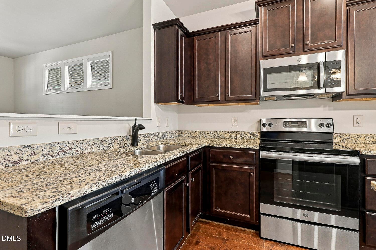 010 - 328 Chamberlain Drive, Clayton, NC 27527