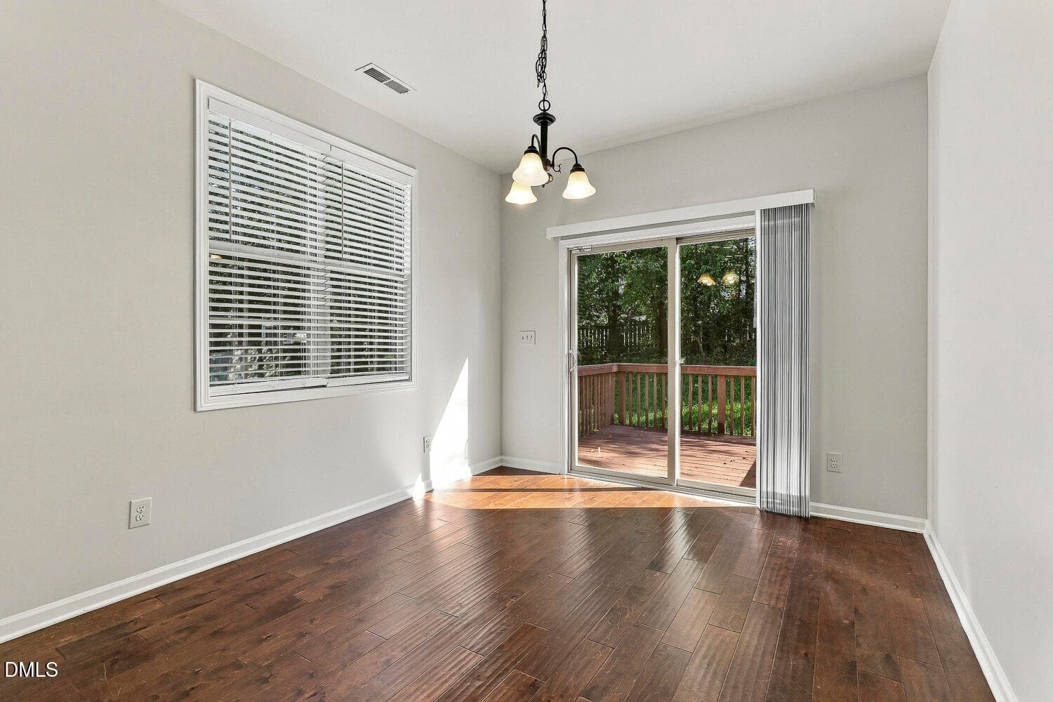015 - 328 Chamberlain Drive, Clayton, NC 27527