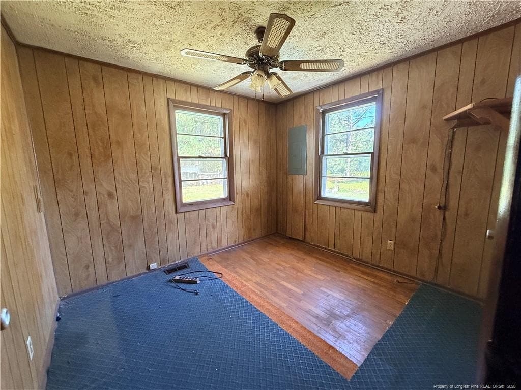 Photo 7 - 153 Redwood Lane, Raeford, NC 28376